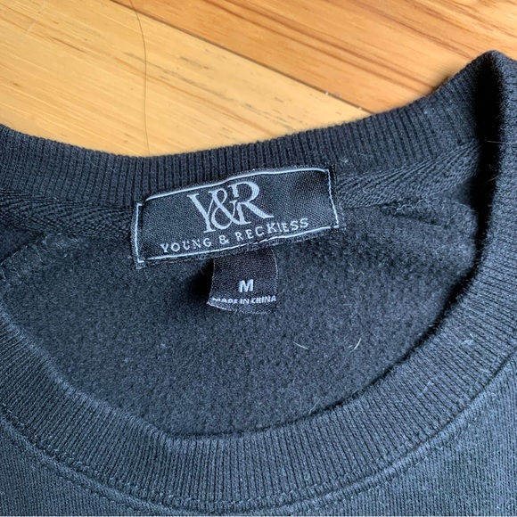 ⭐️Vaca Soon Sale⭐️ Y&R Black Friday Sweatshirt - Picture 2 of 6
